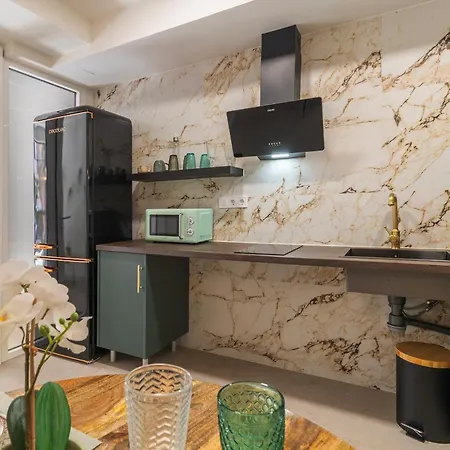 شقة Ag7 Loft Espaciosos Estudios Con Terraza Cercanos Al Metro Zona Ayora فالنسيا