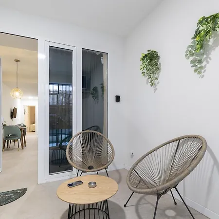 Ag7 Loft Espaciosos Estudios Con Terraza Cercanos Al Metro Zona Ayora فالنسيا
