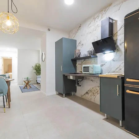 شقة Ag7 Loft Espaciosos Estudios Con Terraza Cercanos Al Metro Zona Ayora