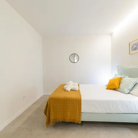 Ag7 Loft Espaciosos Estudios Con Terraza Cercanos Al Metro Zona Ayora Valencia