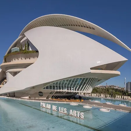 Ag7 Loft Espaciosos Estudios Con Terraza Cercanos Al Metro Zona Ayora Apartman