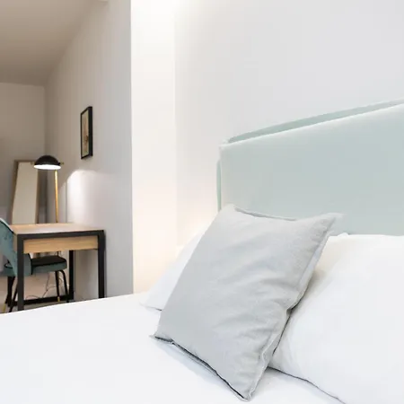 Ag7 Loft Espaciosos Estudios Con Terraza Cercanos Al Metro Zona Ayora Apartamento
