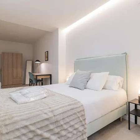 Ag7 Loft Espaciosos Estudios Con Terraza Cercanos Al Metro Zona Ayora Apartment Valencia