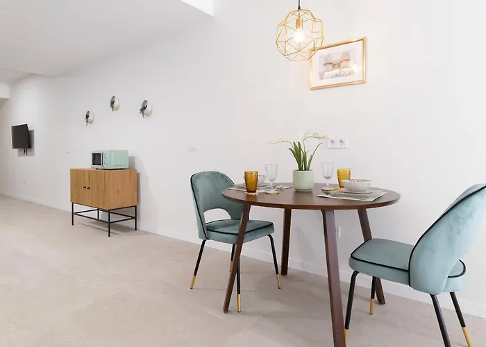 Ag7 Loft Espaciosos Estudios Con Terraza Cercanos Al Metro Zona Ayora Apartment *