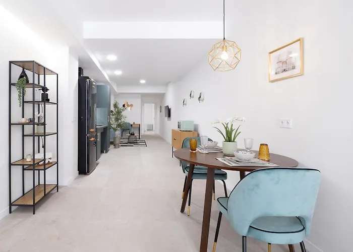Ag7 Loft Espaciosos Estudios Con Terraza Cercanos Al Metro Zona Ayora Apartment *