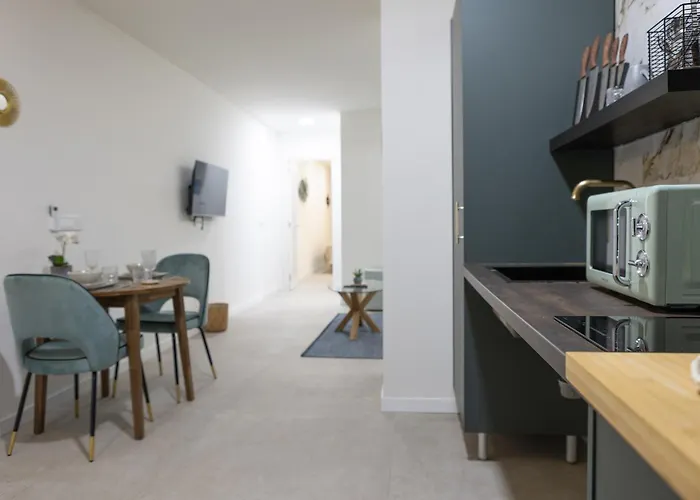 Apartment Ag7 Loft Espaciosos Estudios Con Terraza Cercanos Al Metro Zona Ayora Valencia